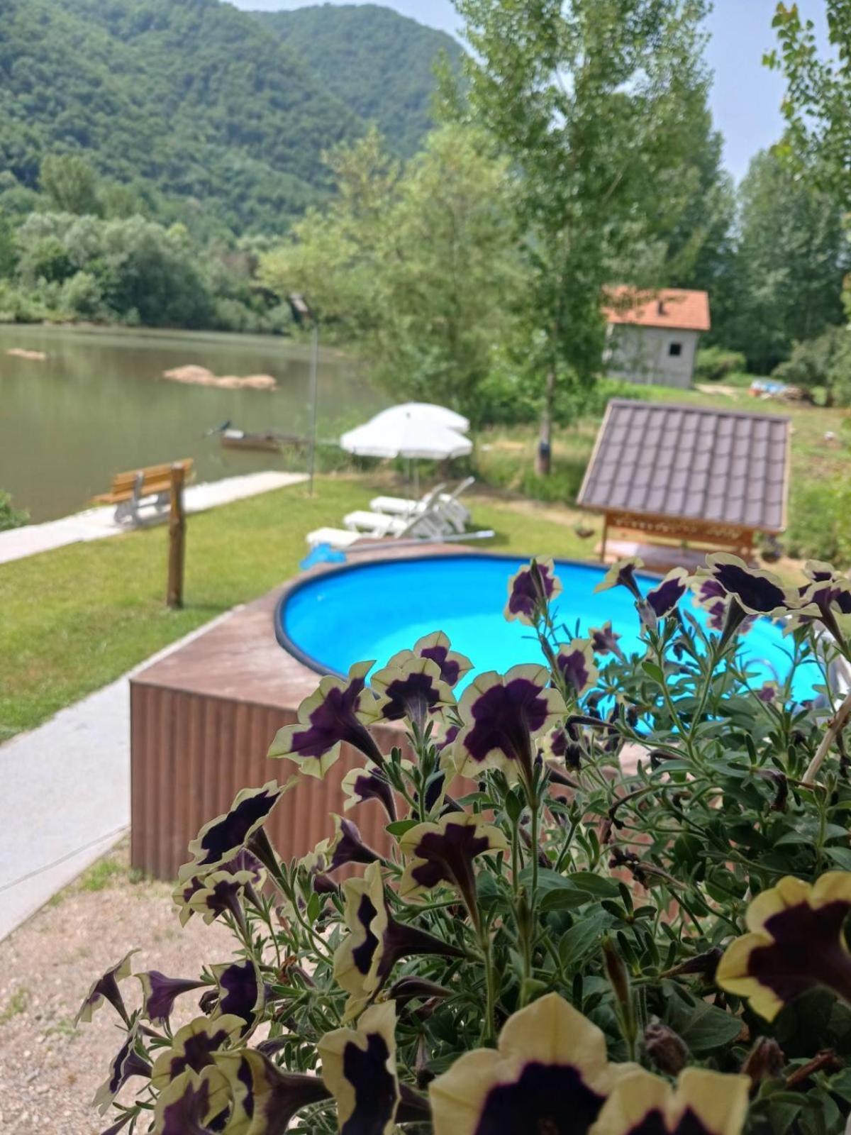 Vikendica Mihic Villa Zvornik Dış mekan fotoğraf